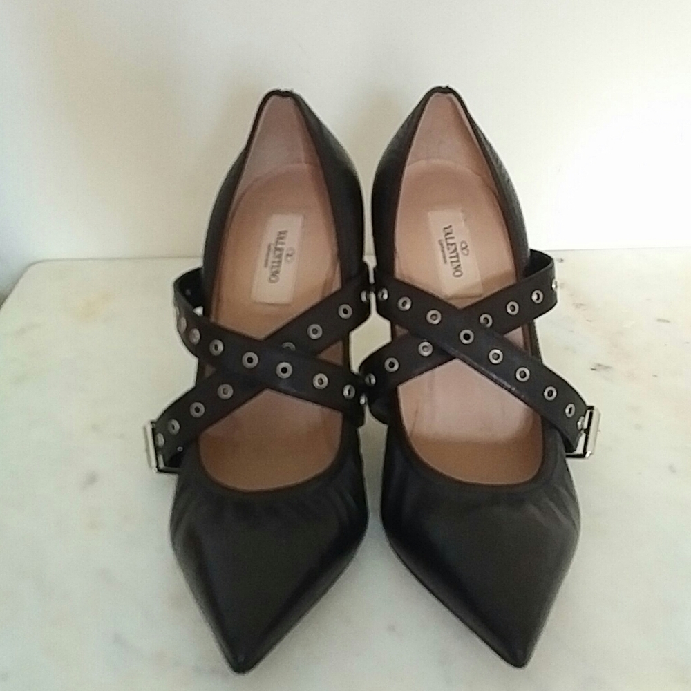 VALENTINO - Love hatch pumps